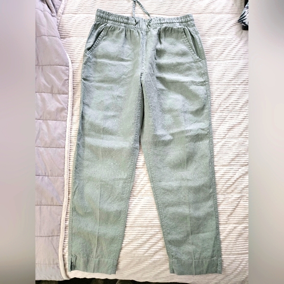 L.L. Bean 100% Linen Women's Green Pants Size 8 Reg - Picture 1 of 10